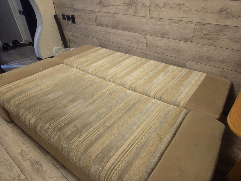 Продам диван недорого