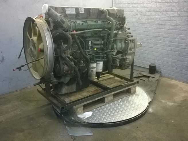 Motor complet pt camioane Volvo D13C420 FH12 - Piese de motor Volvo