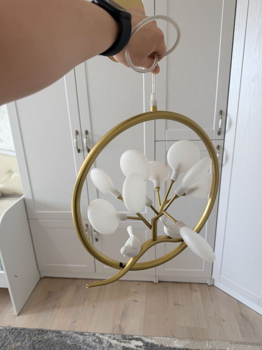 продам люстру! !!