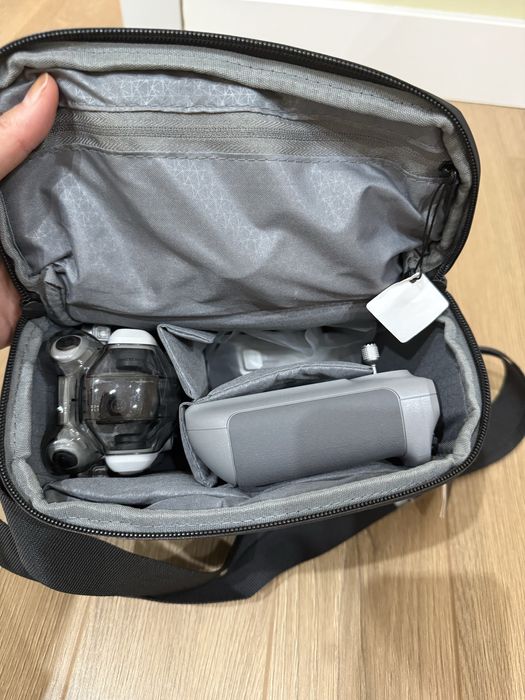 Продаётся дрон DJI minı 4pro