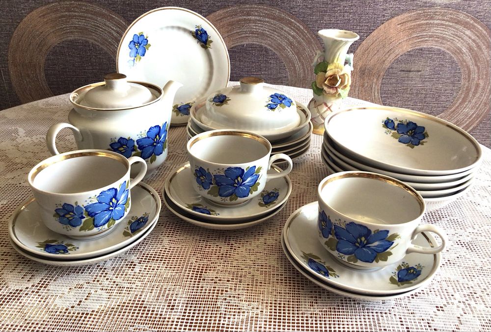 Сервиз чайно кофейный