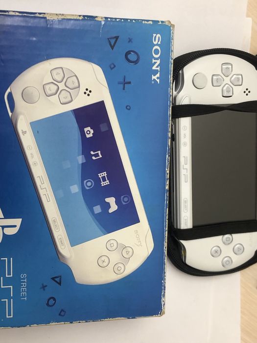 Продажа или обмен PSP E1008 прошитая