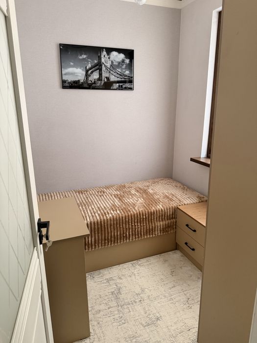 Chilonzor 4 xona 2 kvartal Oreintr Gafur Gulom ParkMetro Mirzo-Ulugbek