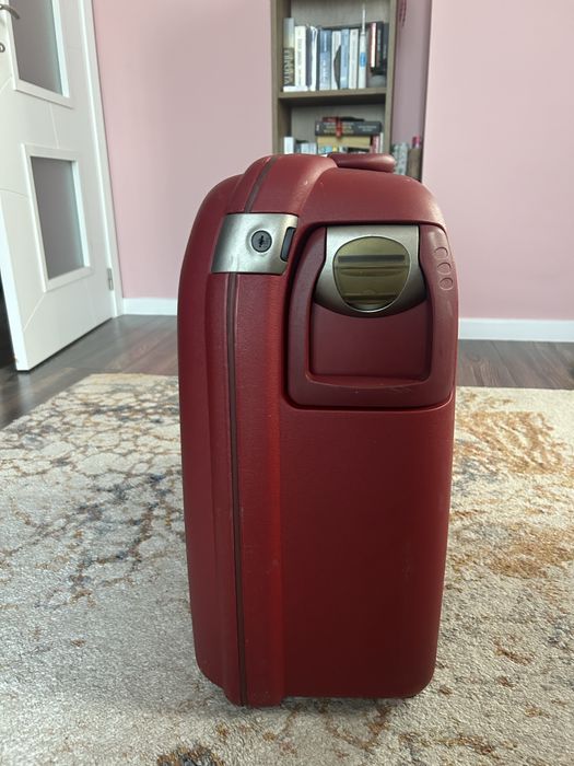 Твърд куфар Samsonite