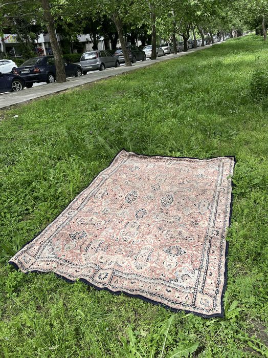 Ръчно тъкан персийски килим – 170 x 250 см