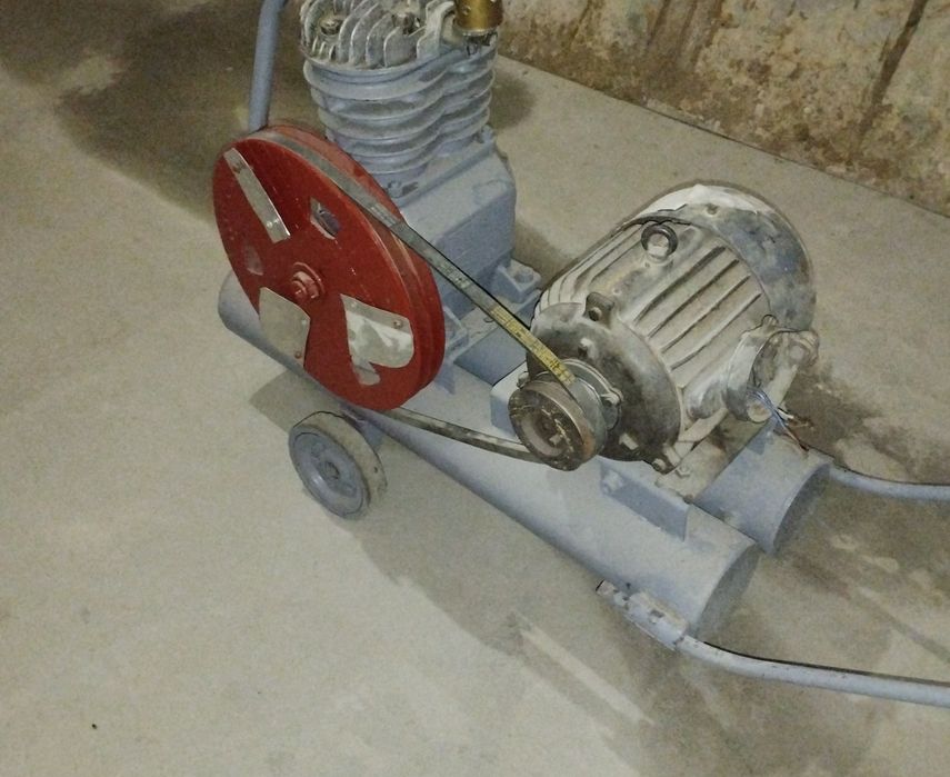 Kompressor sotilladi