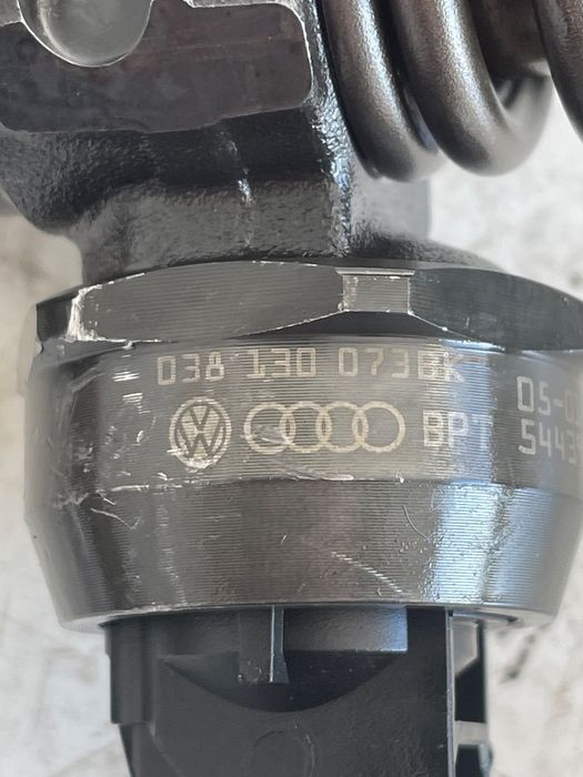 Injector Combustibil Volkswagen Passat 3C2 2005 - 2010 Tdi Bmp 0414720