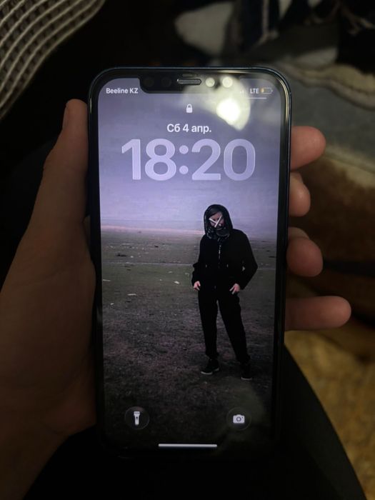 айфон 12 продам срочно