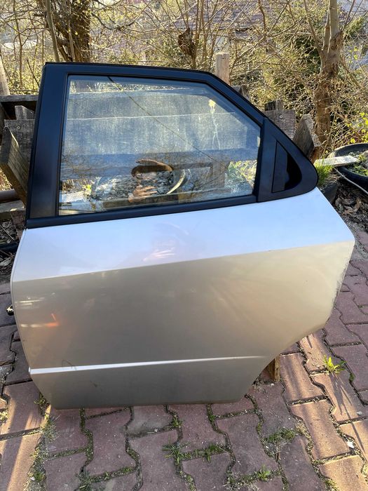 Usa completa Honda Civic 8, VIII, FN FK, stanga spate