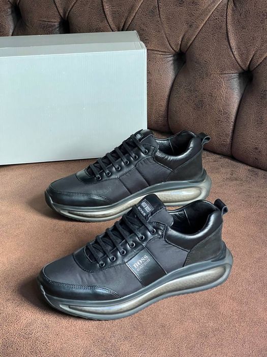 Маратонки boss нов модел