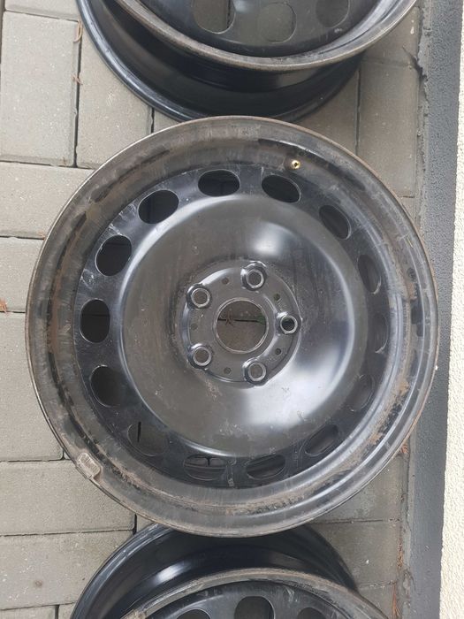 Set 4 jante roti otel 16 VW Golf 7 + capace