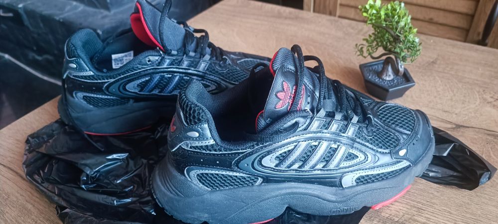 Адидас маратонки 39.1/3 за момче