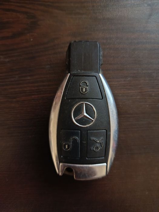 Cheie Mercedes OEM