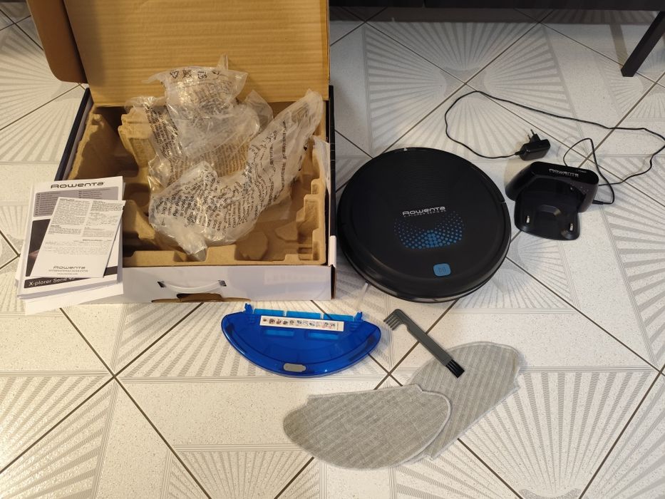 Robot smart wifi cu mop si aspirator aplicatie Rowenta serie 45 ca nou