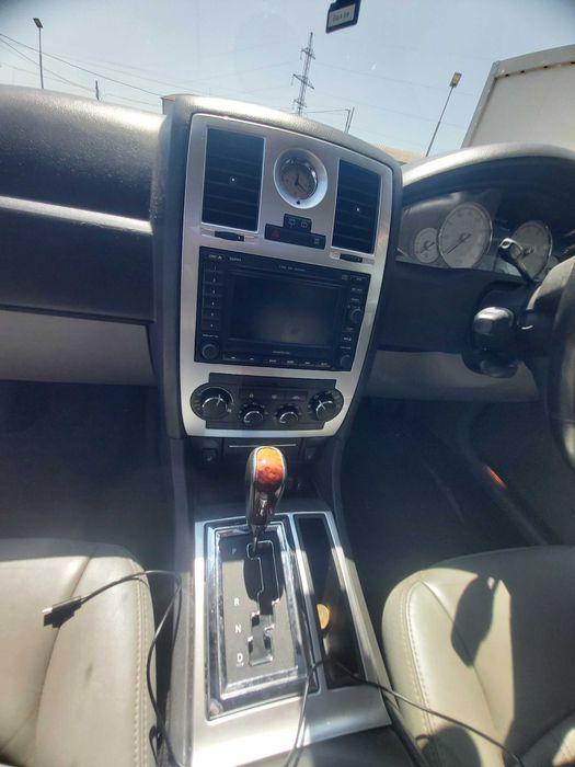 Dezmembrez Chrysler Crd 300c