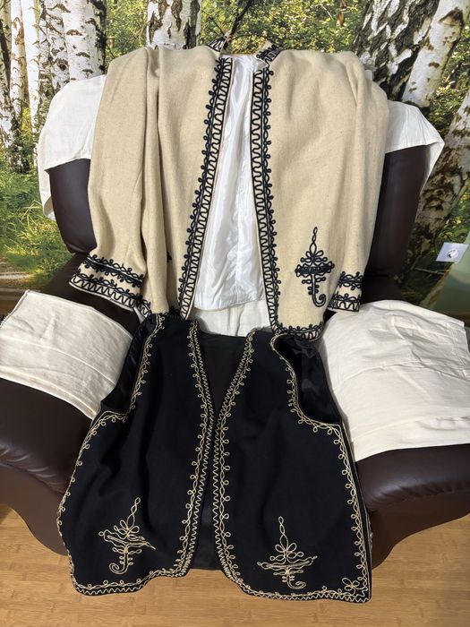 Costum popular bărbătesc tradițional – lucrat manual, nou, mărimea L