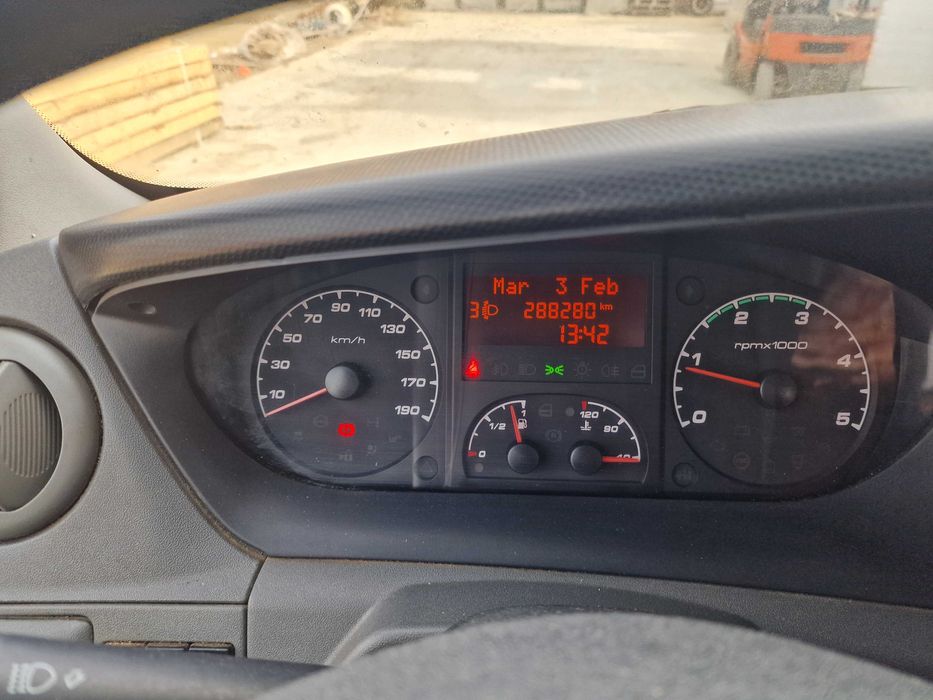 Iveco daily 70c15 eev DETARAT Basculabil cu Macara