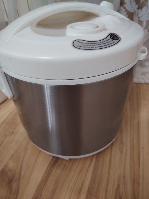 Продам Мультиварку Berghoffer