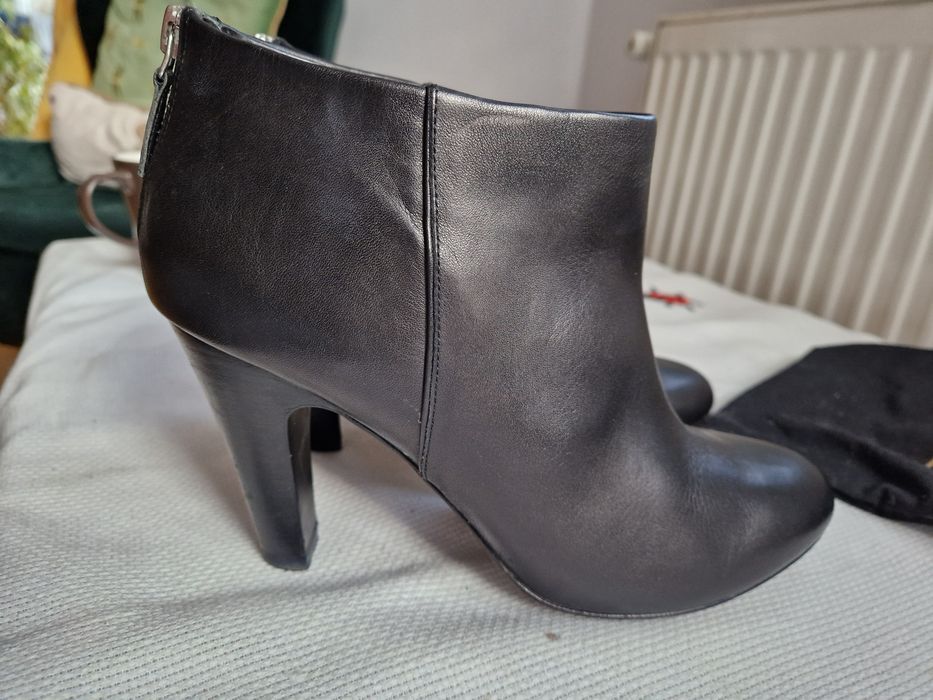 Botine foarte elegante Massimo Dutti nr 41