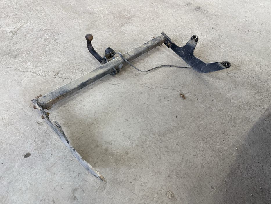 Продам фаркоп на ларгус