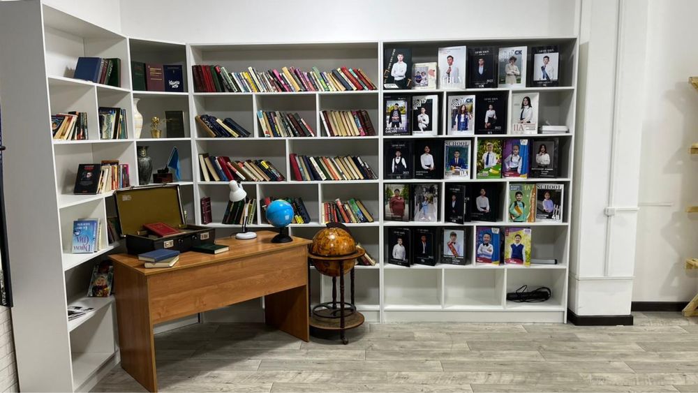 Шкаф, полка, диспенсер