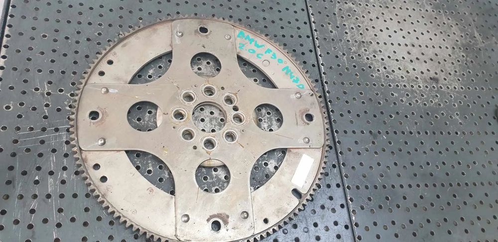 coroana volanta 2.0 d n47d20c bmw seria 3 f30  f31  1122-7797964-05