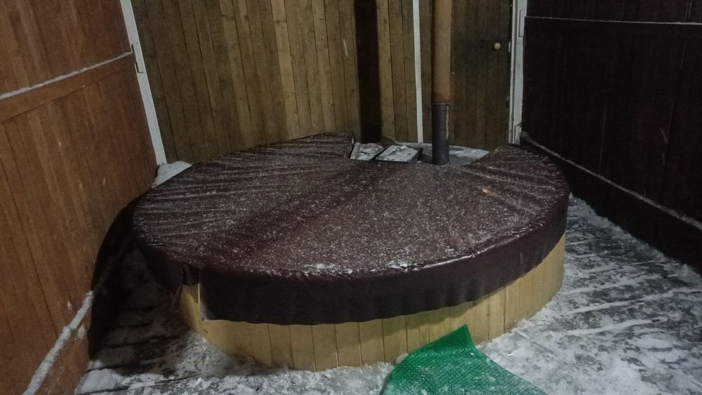 Крышка для бани купель