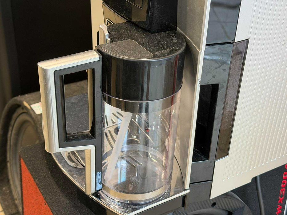 Кафеавтомат DeLonghi Perfecta Graphic Touch