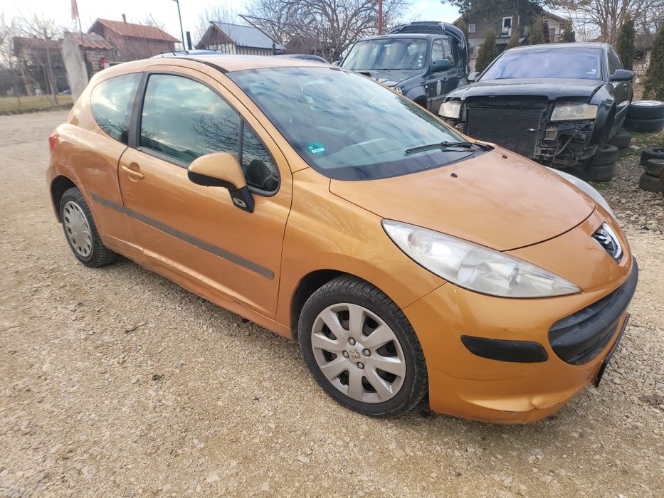 Пежо 207 1.4 на части/pejo 207 1.4 na chasti