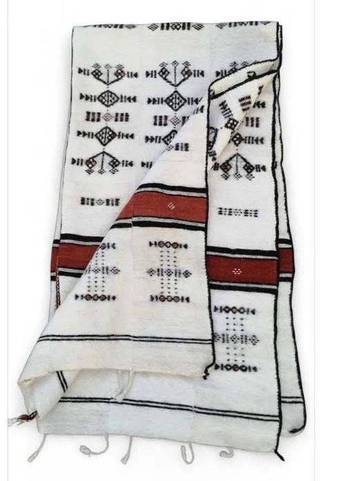 Ръчно тъкана кувертюра 100% козя вълна