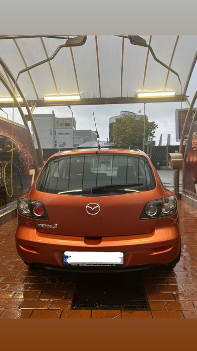 MAZDA 3 0 — imagine 1