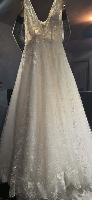 Vând rochie de mireasă