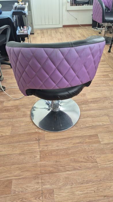 Кресло для парихмахера