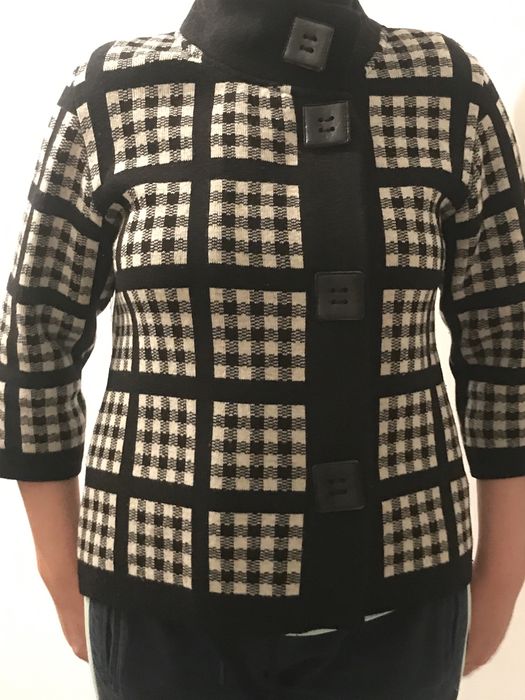 Продам кардиган короткий