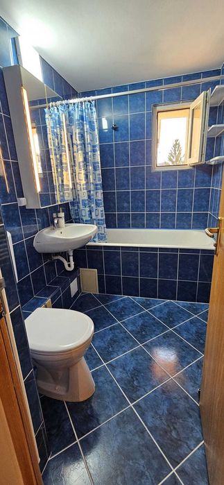 Inchiriez apartament spatios 4 camere, 2 bai, loc de parcare in Marasti 84.1 mp