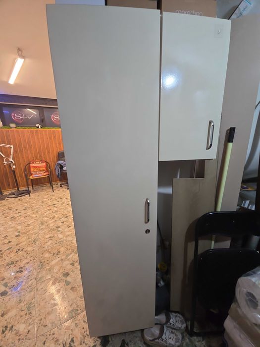 Спешно! Продавам Оборудване за салон.