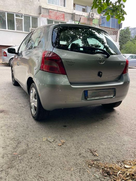 Toyota Yaris 1000 сс