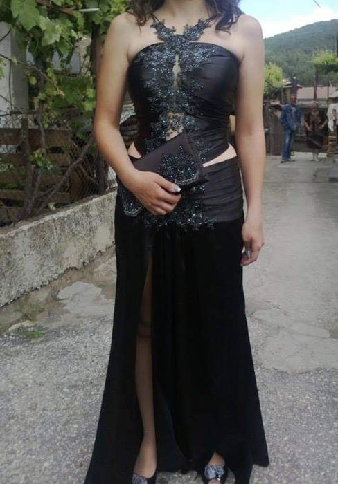 Стилна Дизайнерска Рокля.