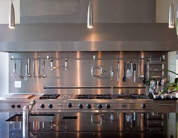 Hote inox de orice dimensiune! Pe stoc sau la comanda!