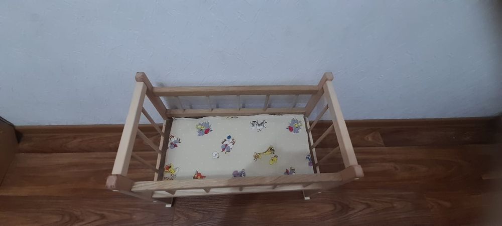 Детская игровая кроватка для девочек