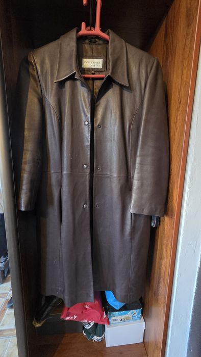Кожаный  тренч  48 размера