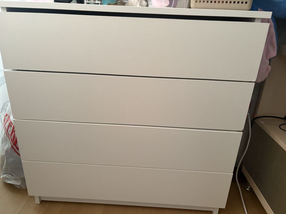 Продам комод, белый