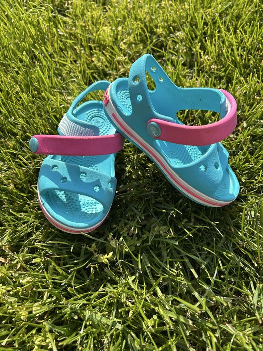Снадали crocs c6