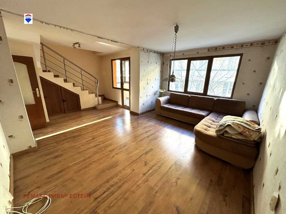 Мезонет с ГАРАЖ за продажба кв. Възраждане