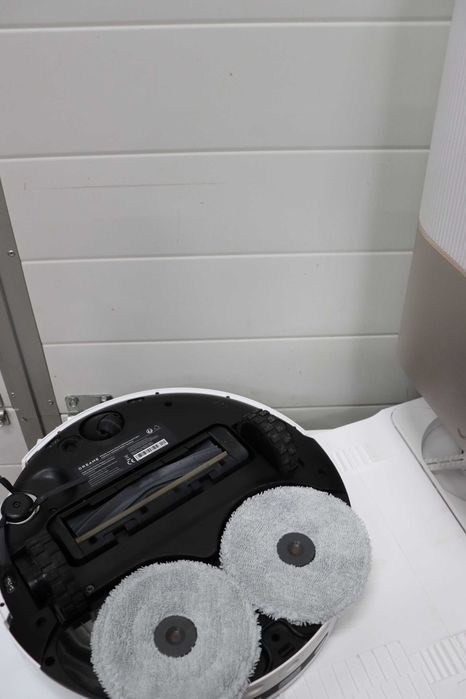 Прахосмукачка робот Dreame X40 Ultra Complete 12000Pa, моп, лек ДЕФЕКТ