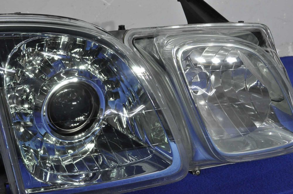 Фара Lexus Lx470 правая