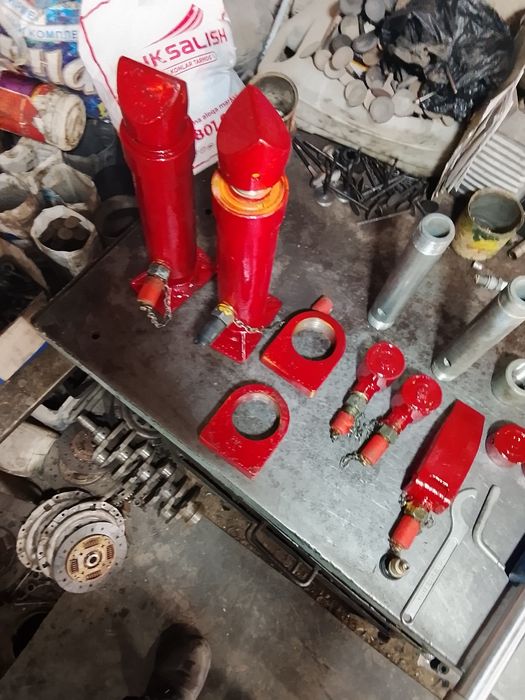 Гидравличиски инструмент для кузавной работи