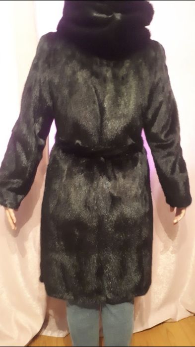 Норковая шуба с капюшоном