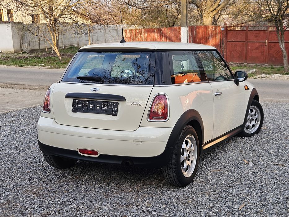 Mini Cooper One-An 2009- 1.4(Benzina), 75 Cai, 167.000 km