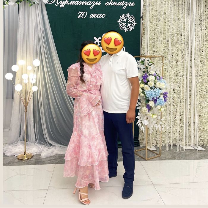 Шикарные  платьяя